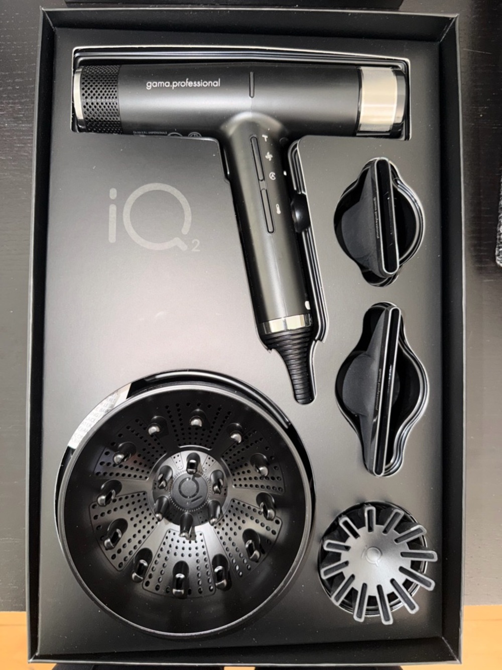 Perfetto iQ2 Hair Dryer – Gray - Picture 2 of 4